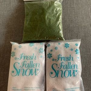 Dept. 56 - Snow & Grassy Ground Cover - Unopened